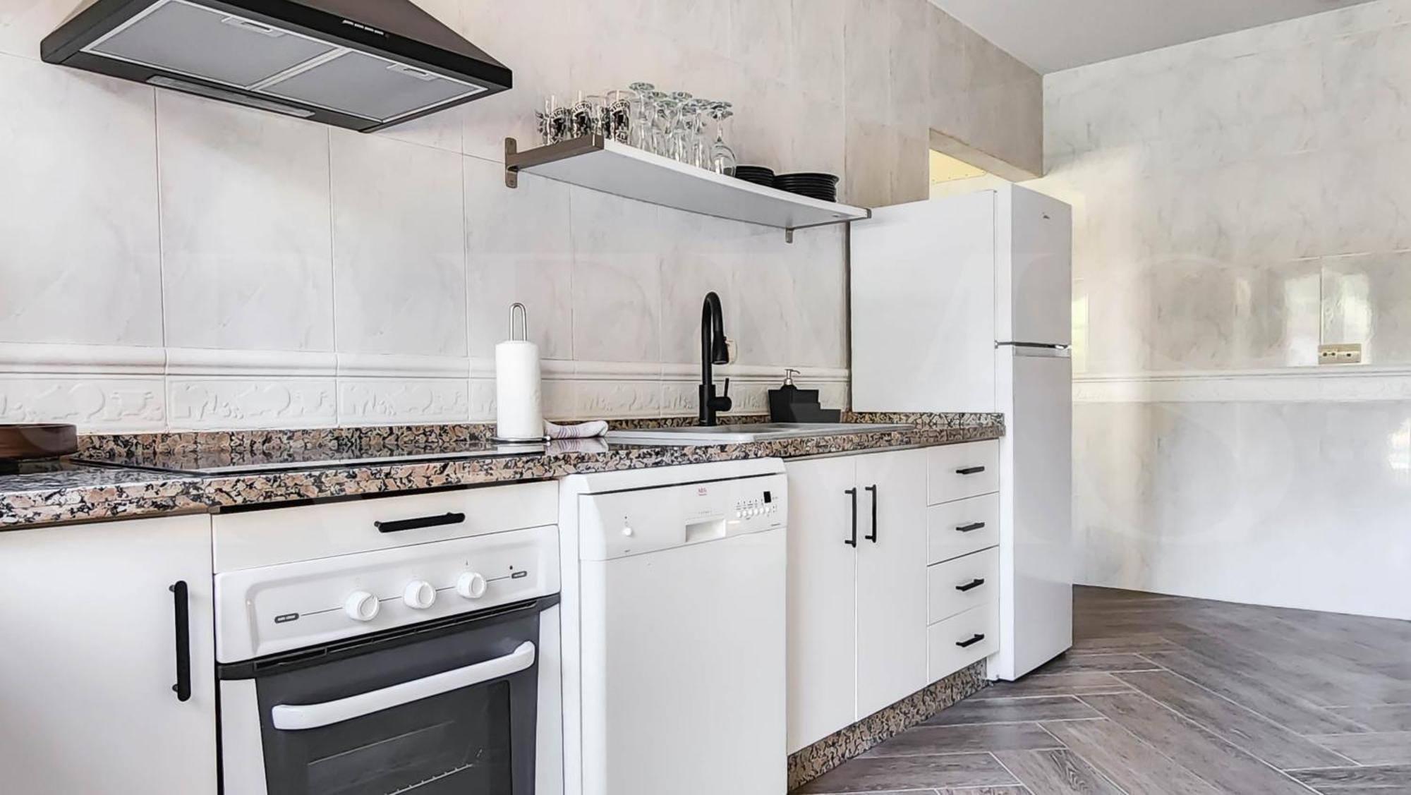 Spacious And Authentic With Pool & Garden By Rems Ferienhaus Benalmádena
