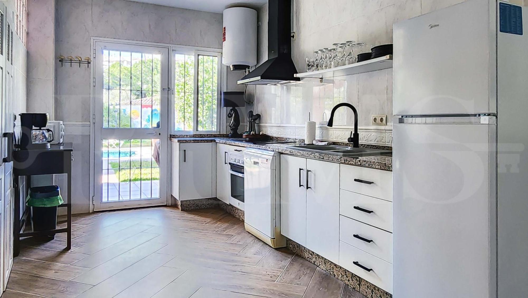 Ferienhaus Spacious And Authentic With Pool & Garden By Rems Benalmádena
